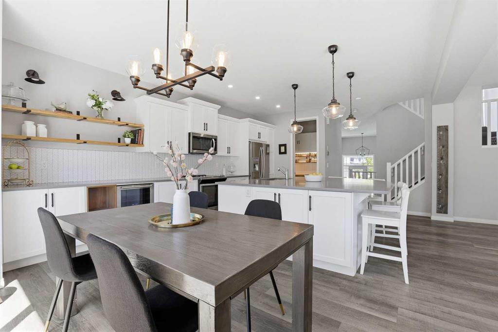 Picture for 25 Yorkville Green SW