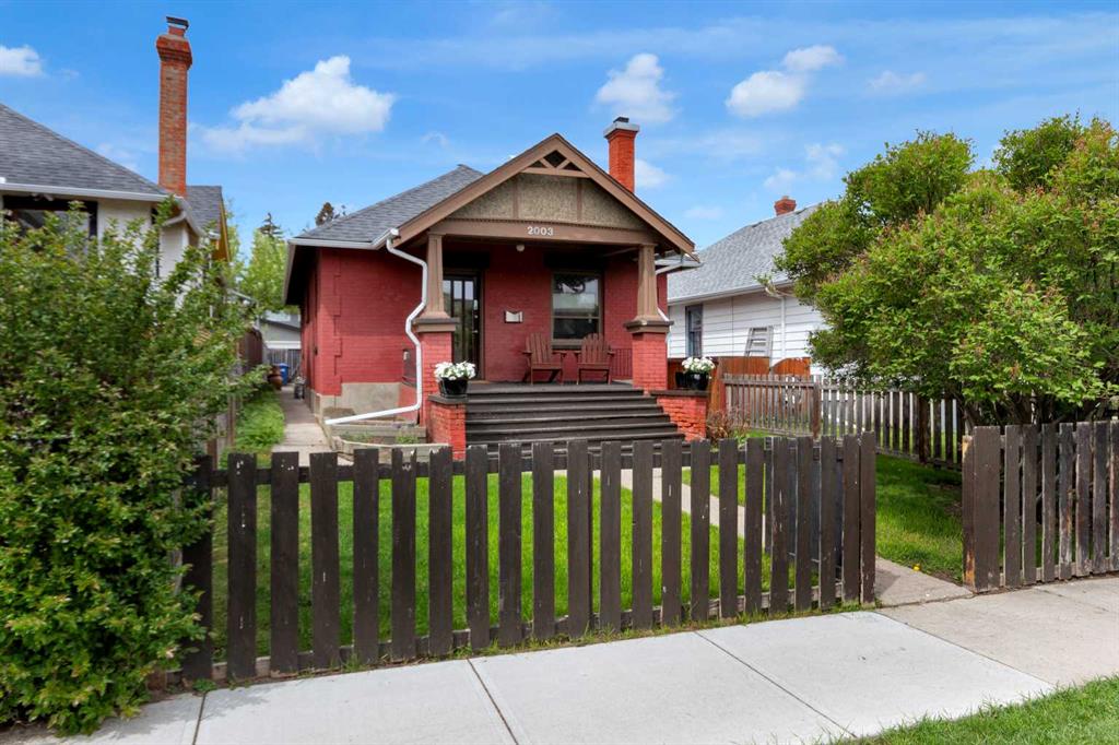 Picture for 2003 26a Street SW
