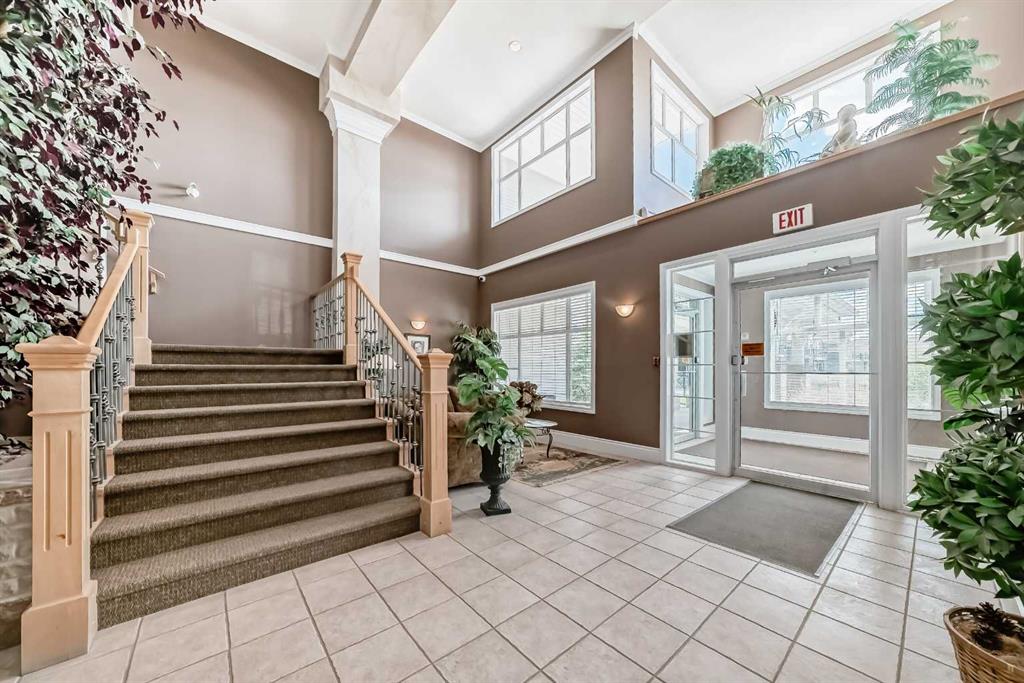 Picture for 1209, 1010 Arbour Lake Road NW