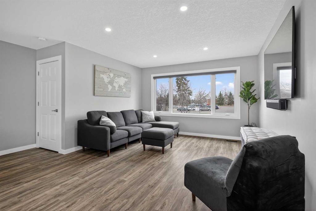 Picture for 252 Allan Crescent SE