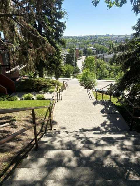 Picture for 334 3 Avenue NE