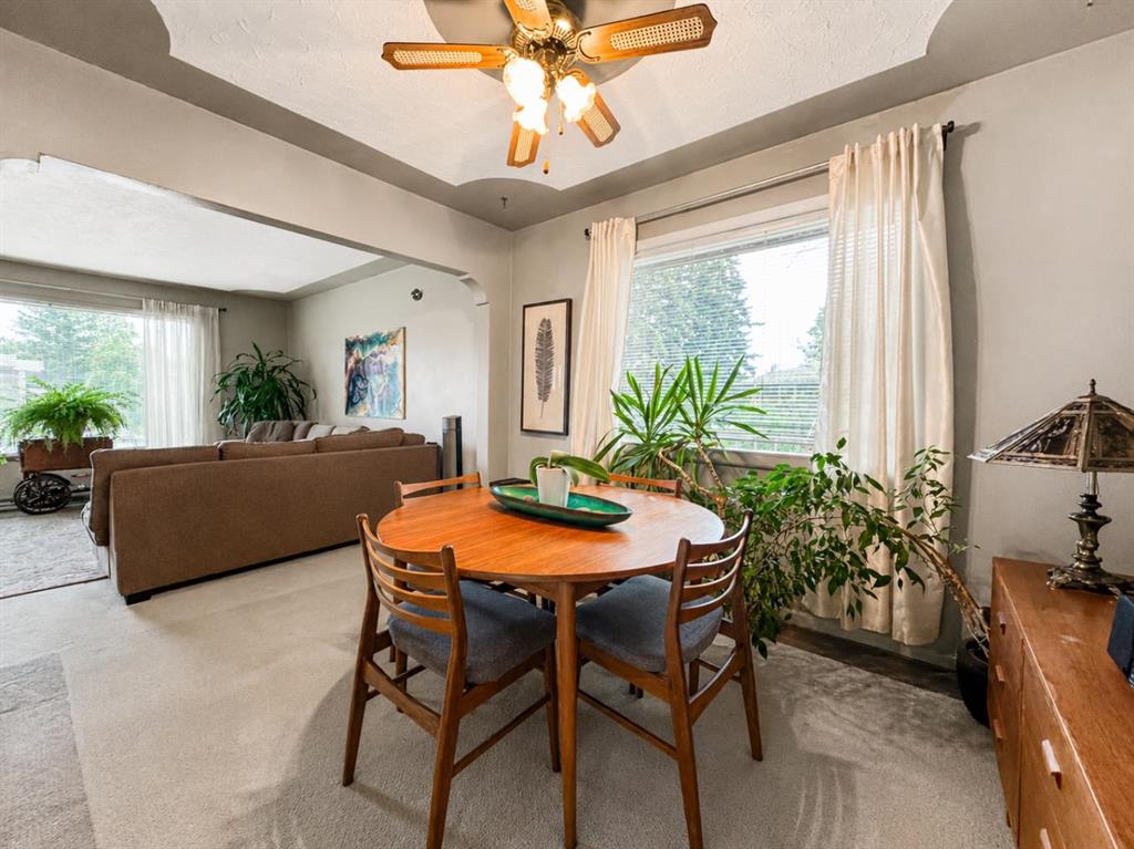 Picture for 2115 Halifax Crescent NW