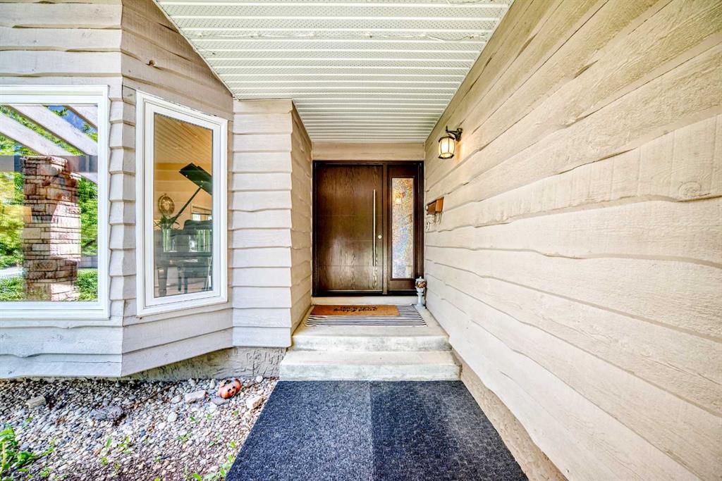 Picture for 1912 Palliser Drive SW