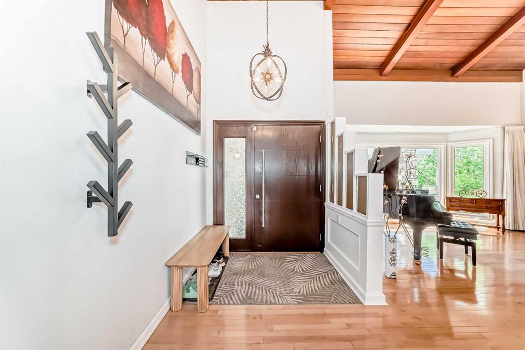 Picture for 1912 Palliser Drive SW