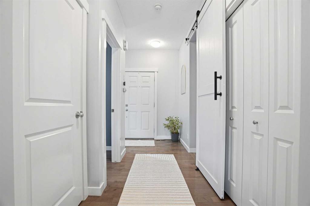 Picture for 143 Elgin Meadows Way SE