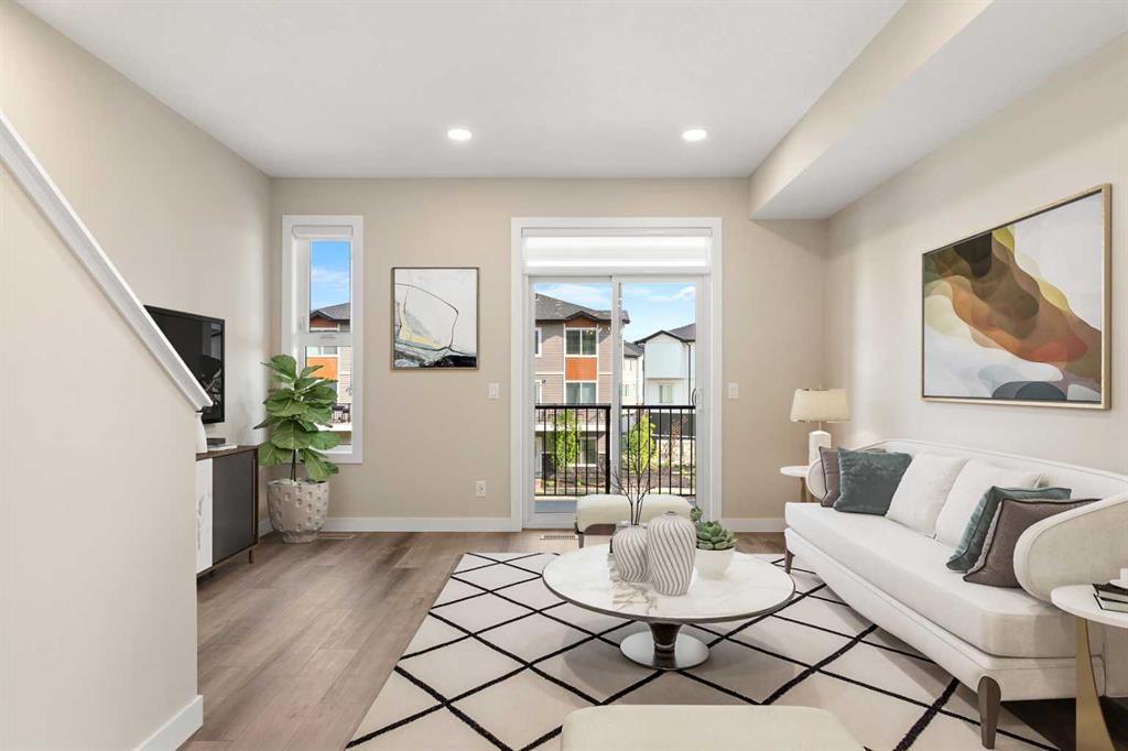 Picture for 72, 285 Chelsea Court 