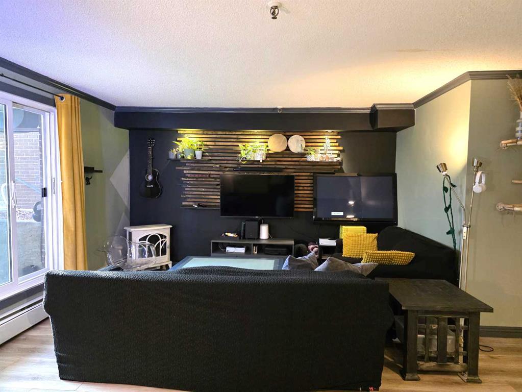 Picture for 108, 647 1 Avenue NE