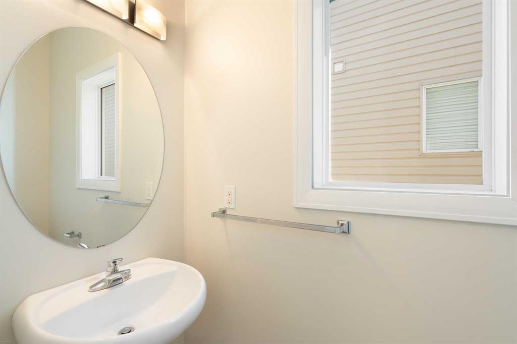 Picture for 340 Tuscany Ridge Heights NW https://www.cirrealty.ca/reb/creb/04/A2267004_11.jpg