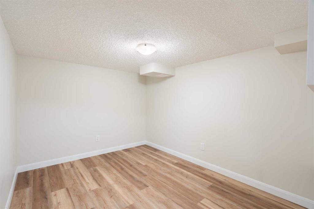 Picture for 340 Tuscany Ridge Heights NW https://www.cirrealty.ca/reb/creb/04/A2267004_26.jpg