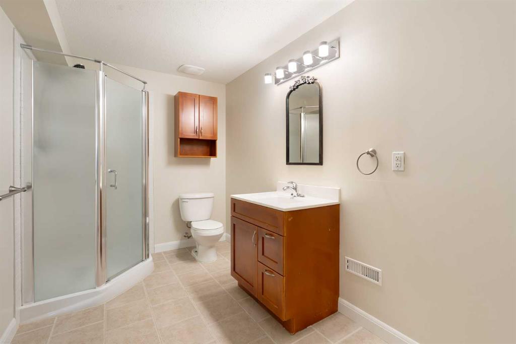 Picture for 340 Tuscany Ridge Heights NW https://www.cirrealty.ca/reb/creb/04/A2267004_27.jpg