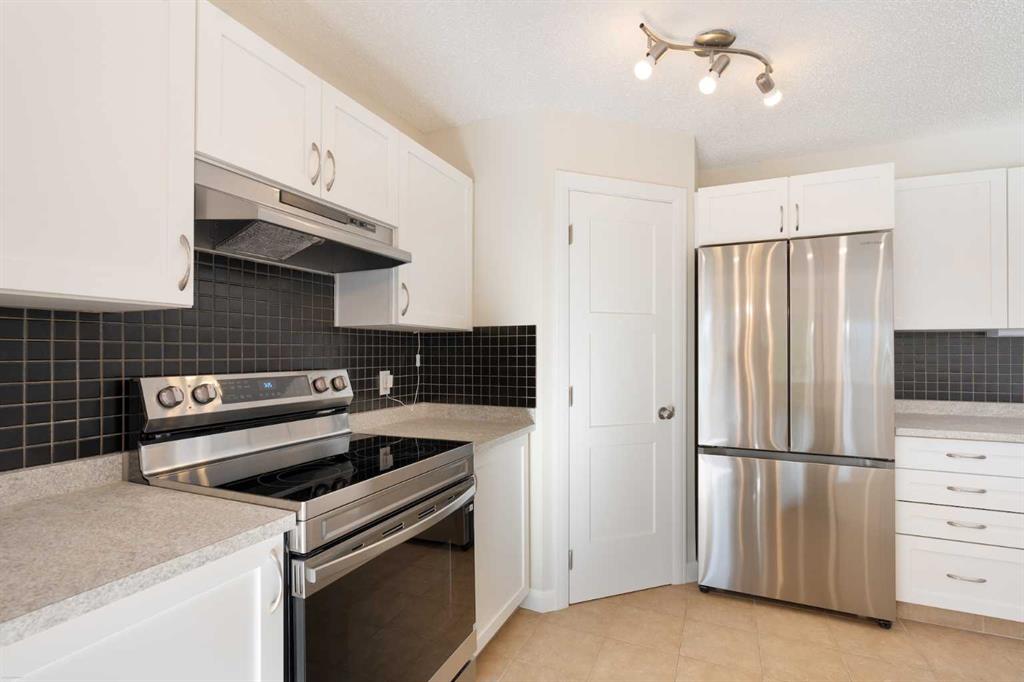 Picture for 340 Tuscany Ridge Heights NW https://www.cirrealty.ca/reb/creb/04/A2267004_9.jpg