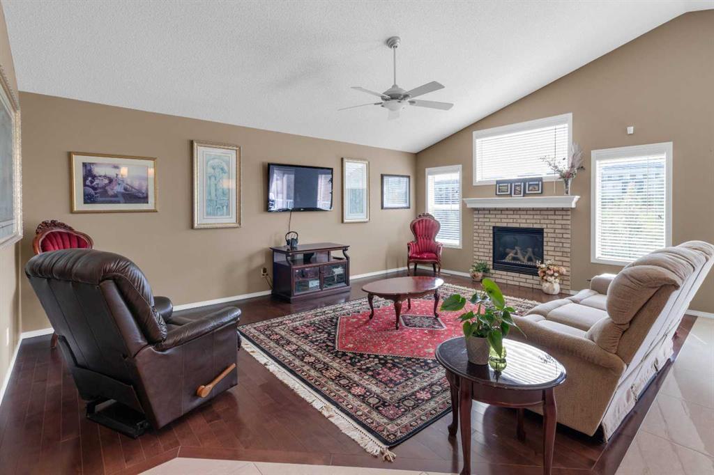 Picture for 68 Nolanlake View NW