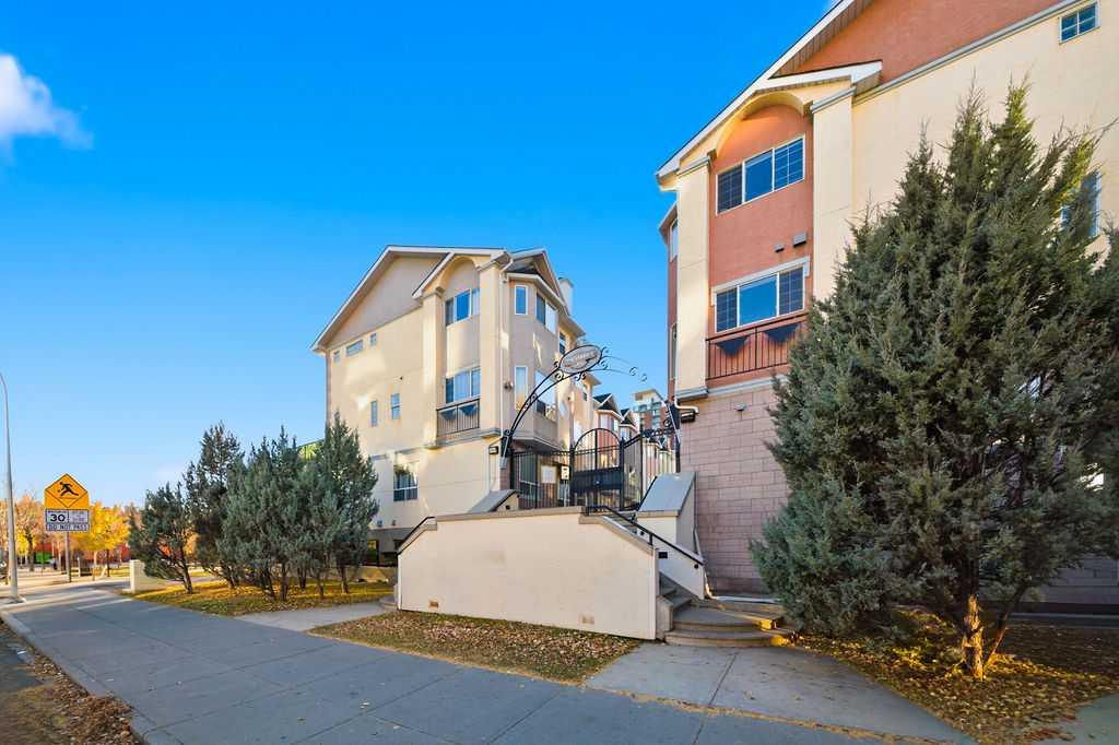 Picture for 1523 11 Street SW