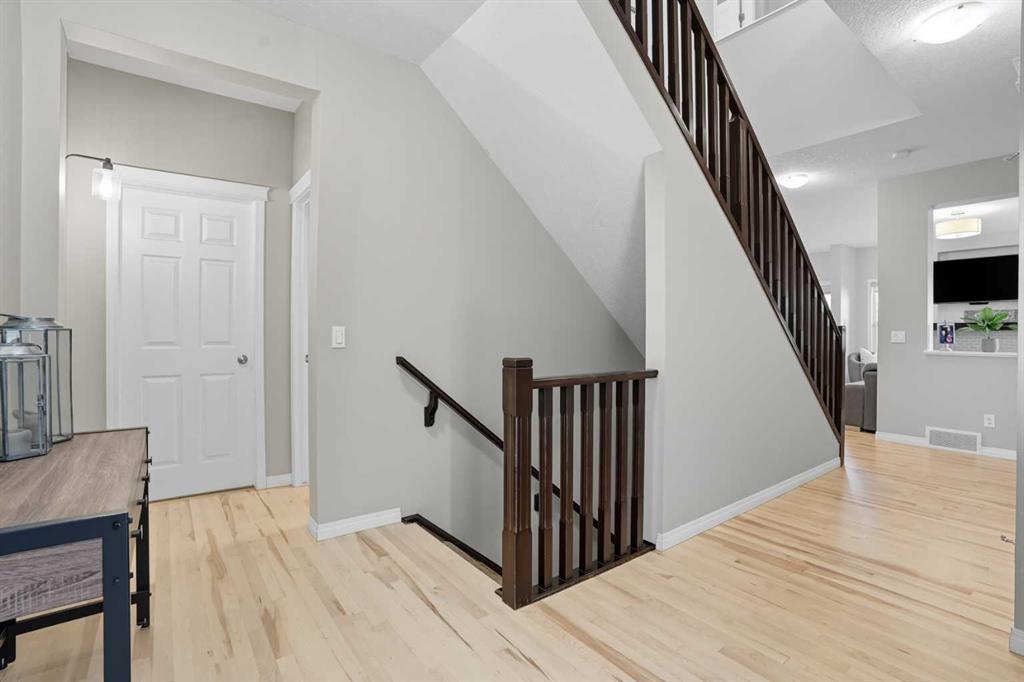 Picture for 237 Kincora Glen Rise NW