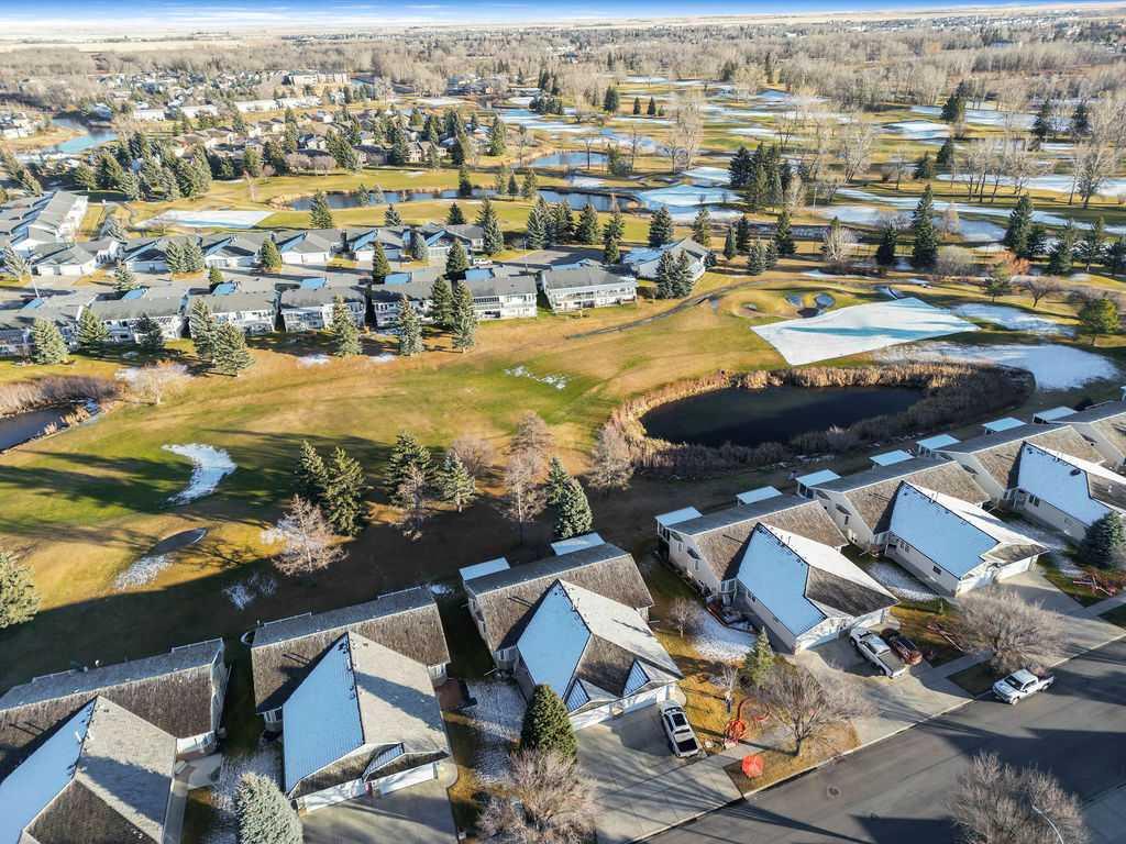 Picture for 604 Riverside Drive NW