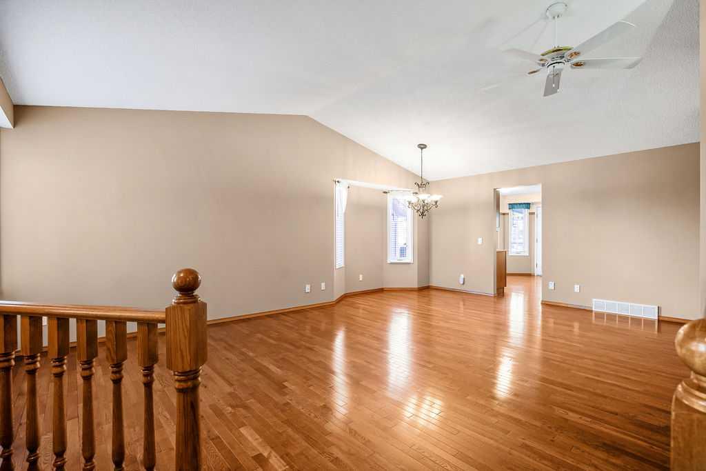 Picture for 604 Riverside Drive NW