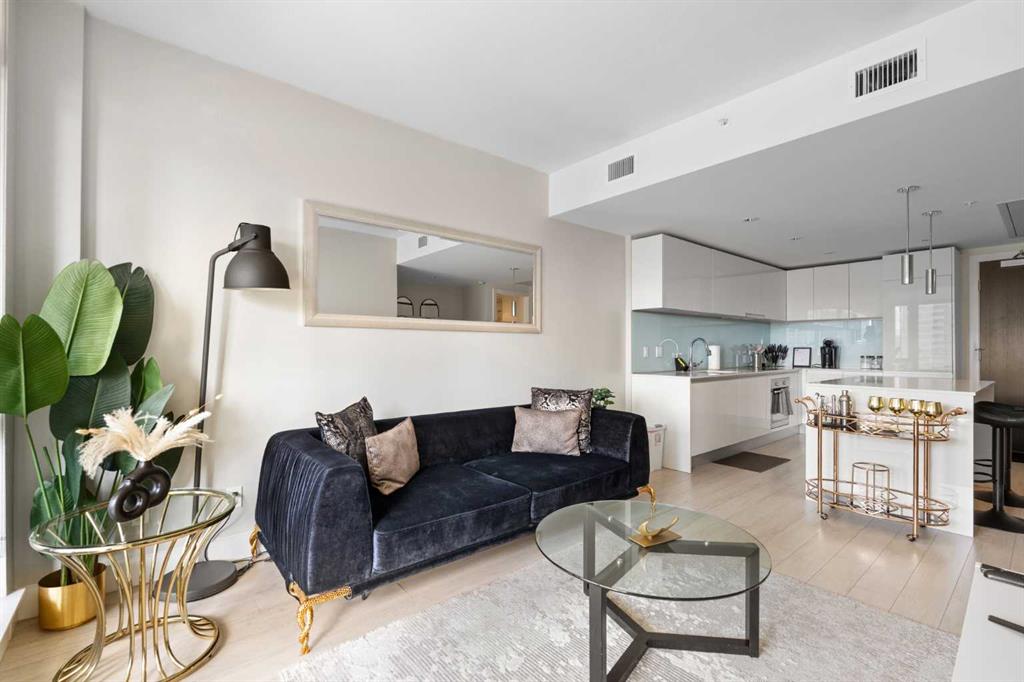 Picture for 808, 1188 3 Street SE