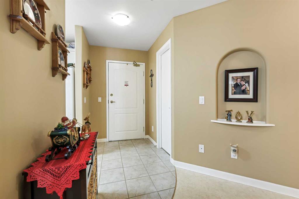 Picture for 104, 43 Westlake Circle 