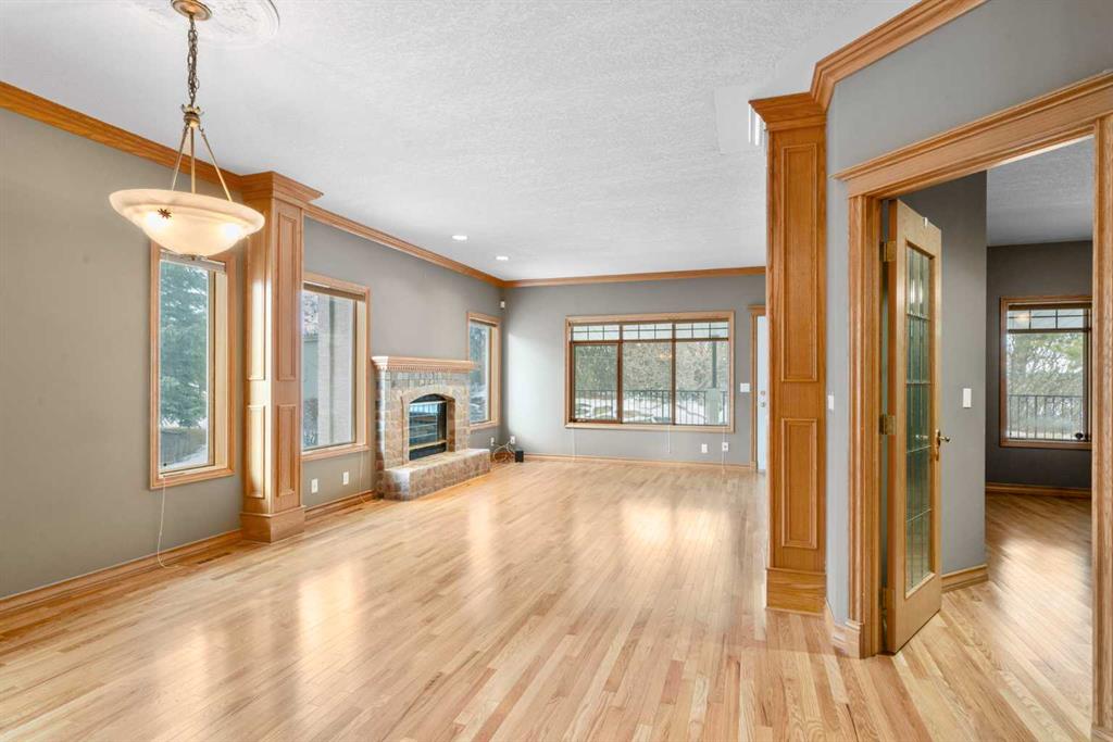 Picture for 12 Prominence Point SW