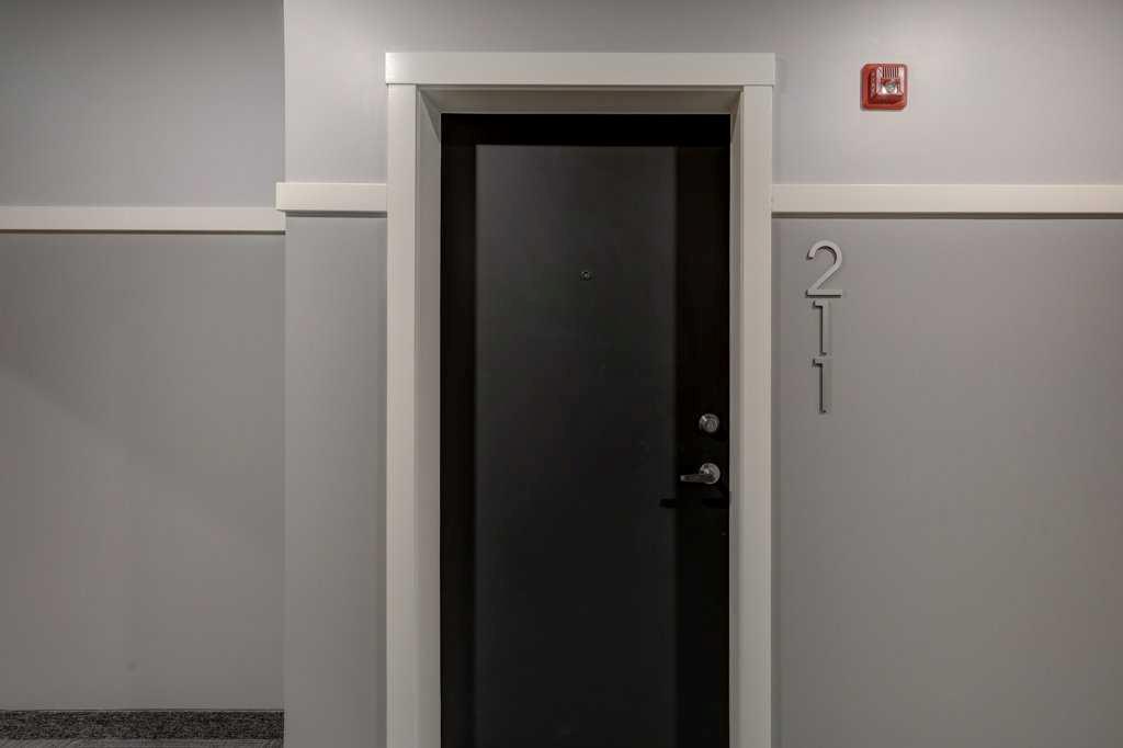 Picture for 211, 245 Edith Place NW