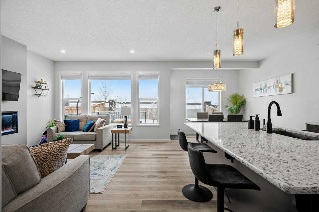 Picture for 102 Creekside Way SW