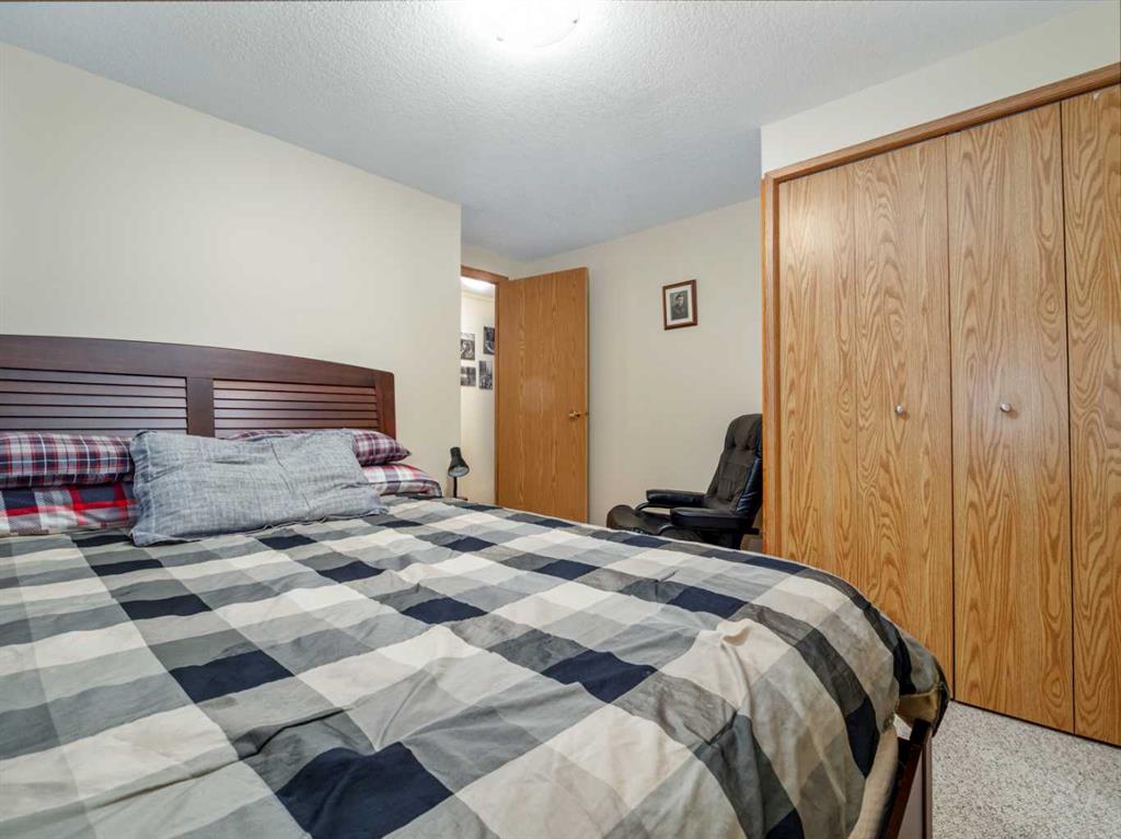 Picture for 2909 30 Avenue S