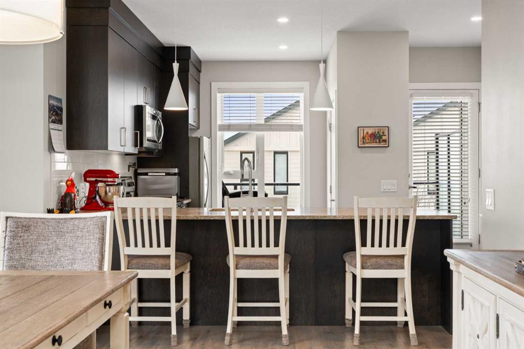 Picture for 512 Drake Landing Wynd 