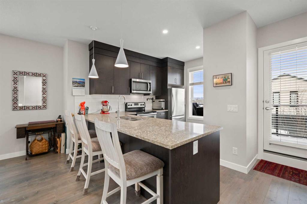 Picture for 512 Drake Landing Wynd 