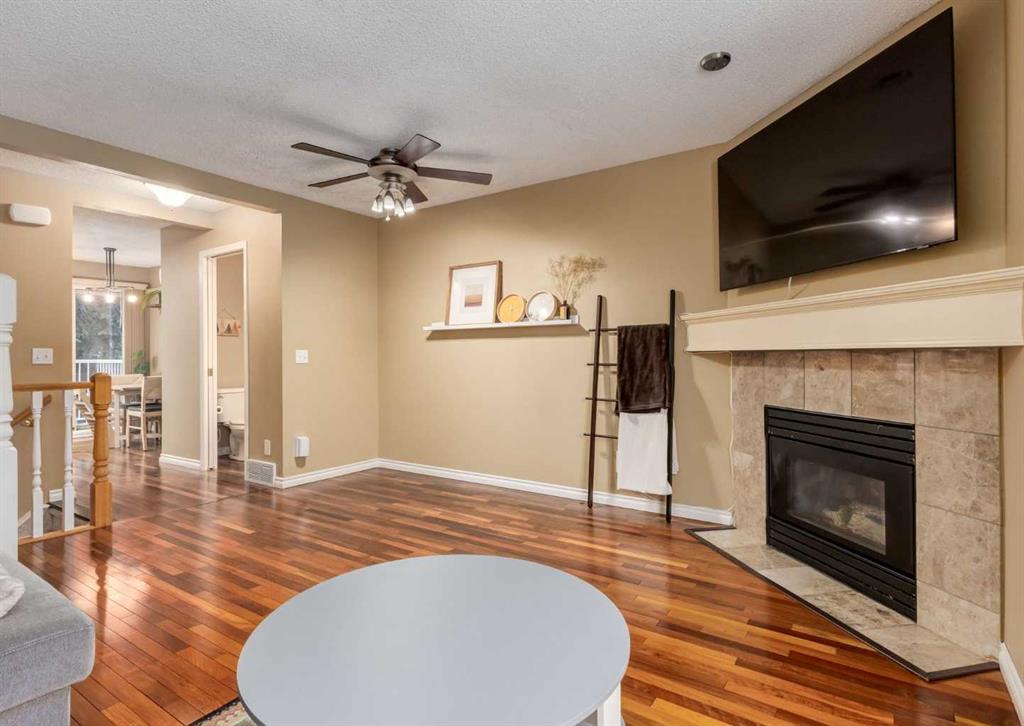 Picture for 4, 115 23 Avenue NE