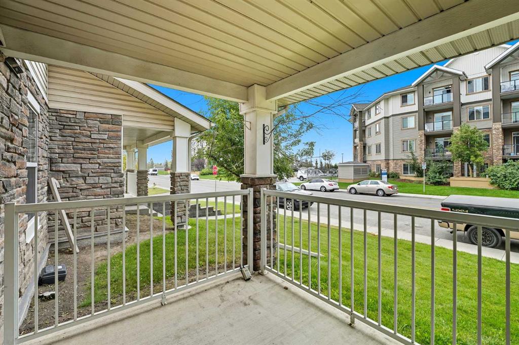 Picture for 110, 2000 Applevillage Court SE