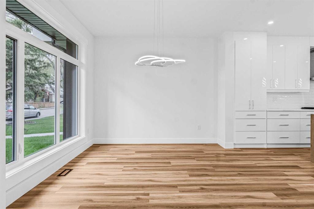 Picture for 430 33 Avenue NW