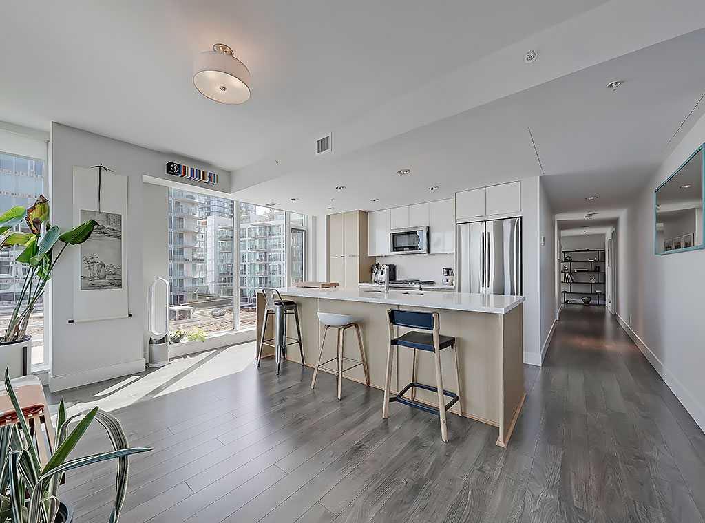 Picture for 406, 510 6 Avenue SE