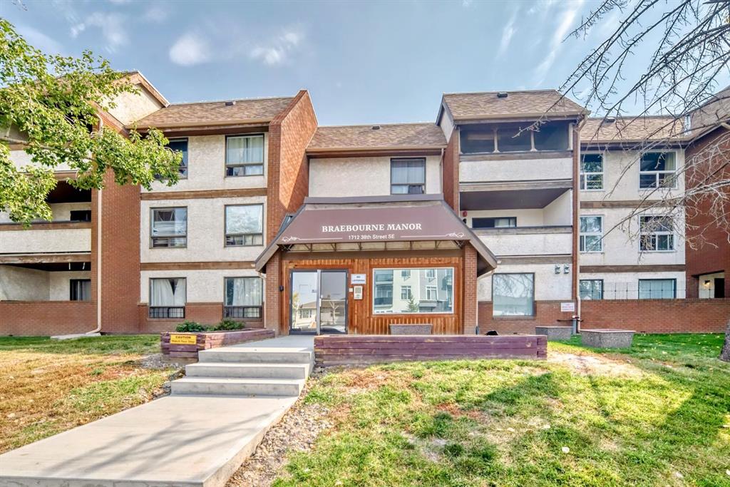 Picture for 306, 1712 38 Street SE