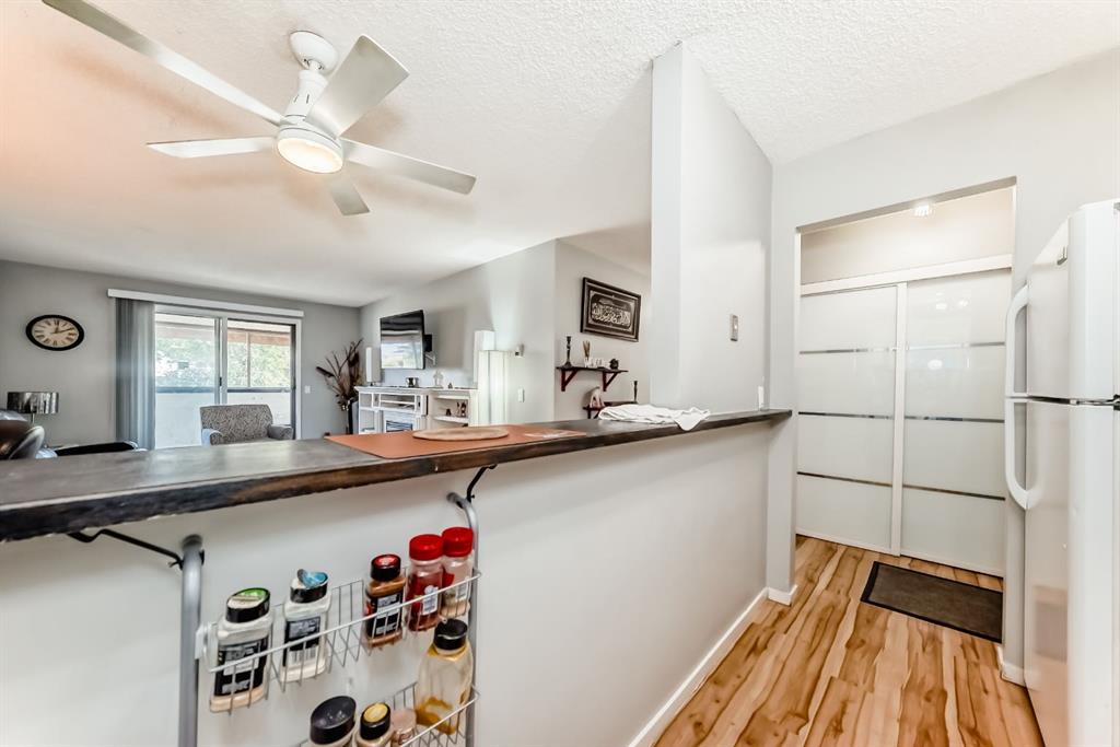 Picture for 306, 1712 38 Street SE