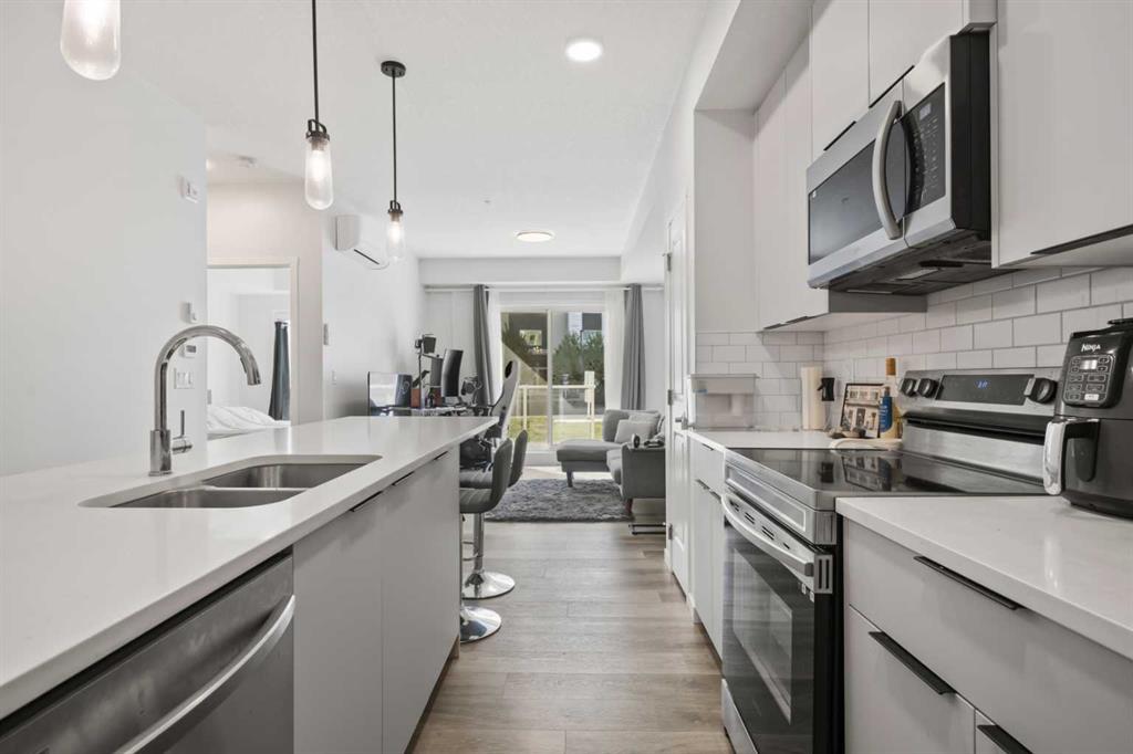 Picture for 1104, 220 Seton Grove SE