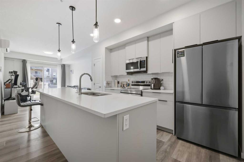 Picture for 1104, 220 Seton Grove SE