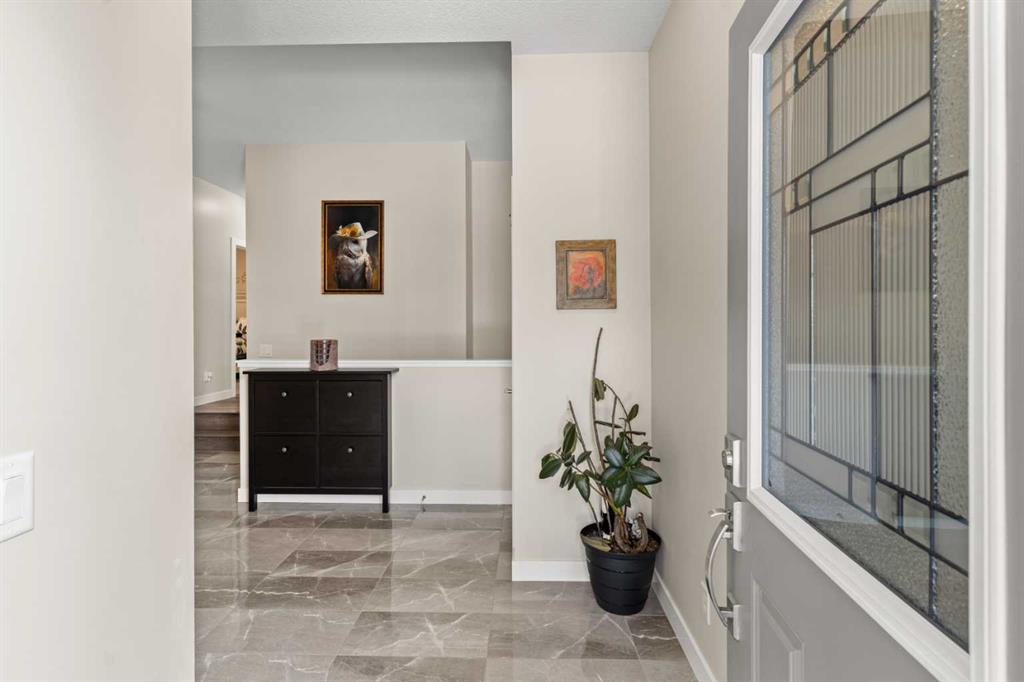 Picture for 18 Drake Landing Street 