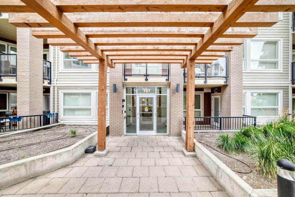 Picture for 120, 707 4 Street NE