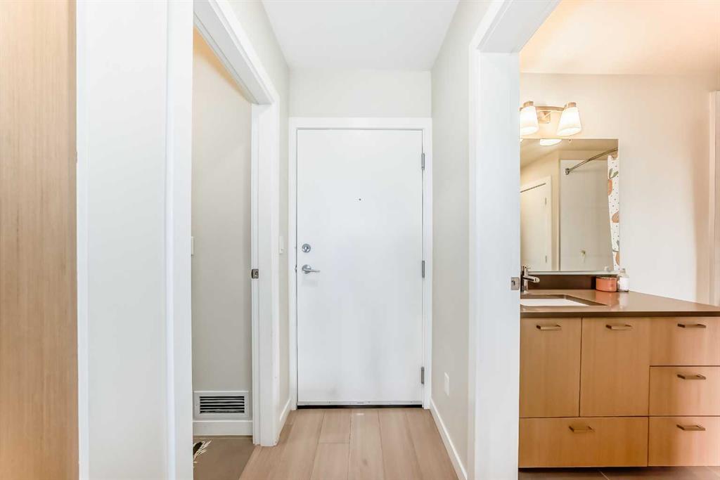 Picture for 120, 707 4 Street NE