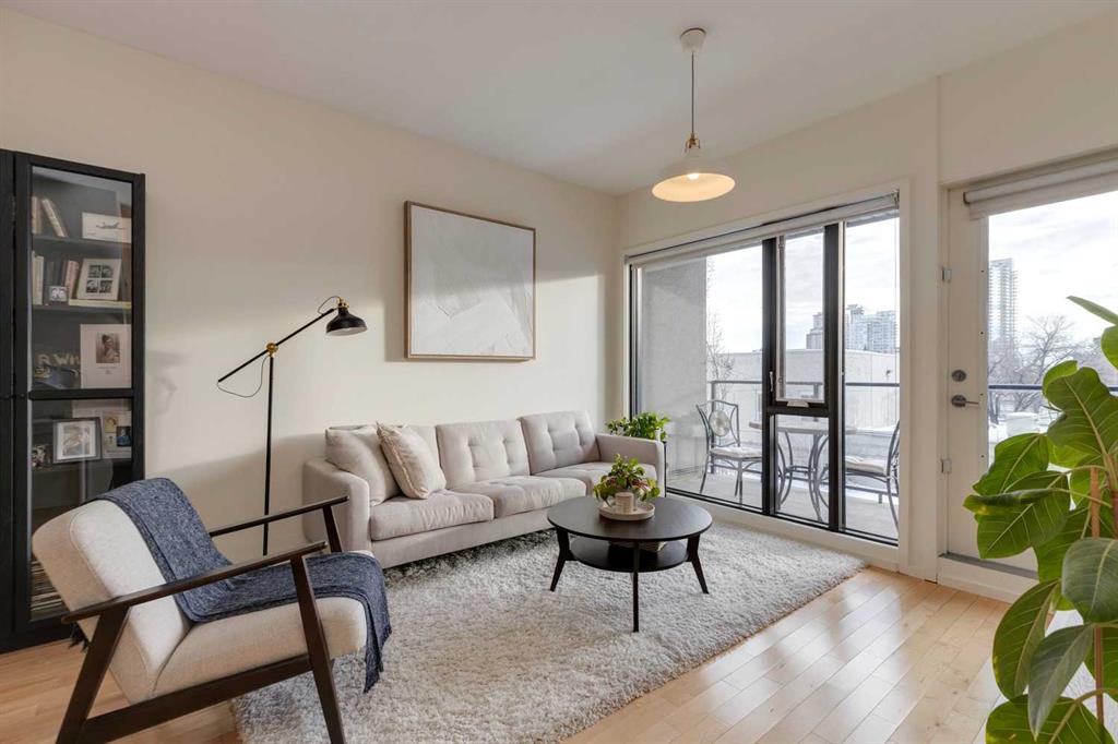 Picture for 202, 414 Meredith Road NE