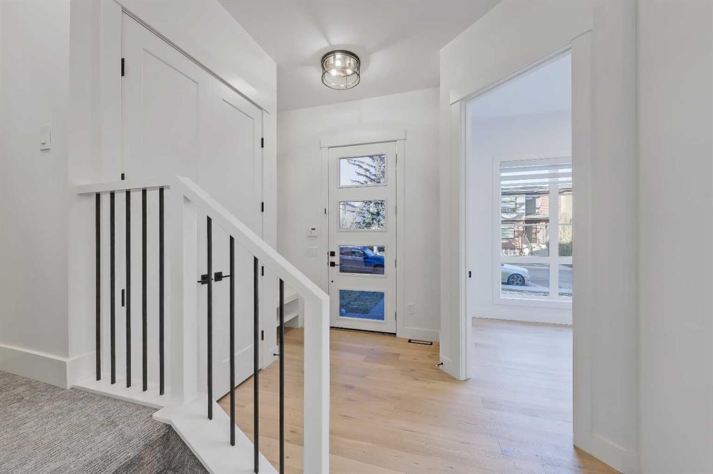 Picture for 911 22 Avenue NW