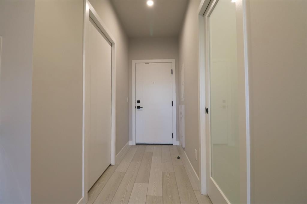 Picture for 508, 110 18A Street NW