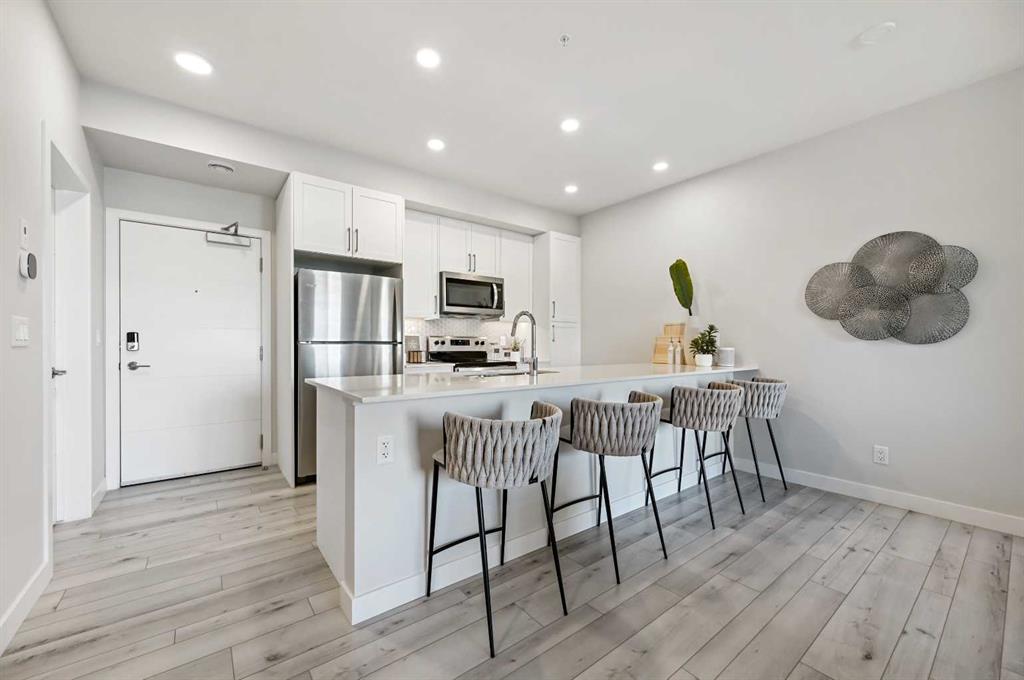 Picture for 310, 255 Les Jardins Park SE