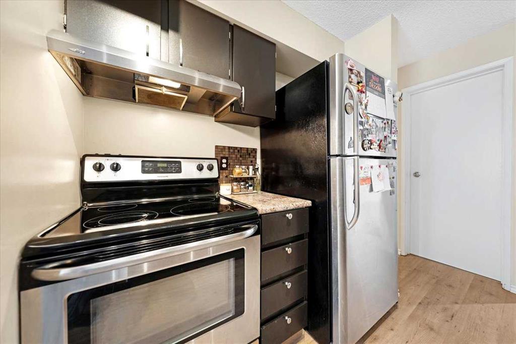 Picture for 206, 630 57 Avenue SW