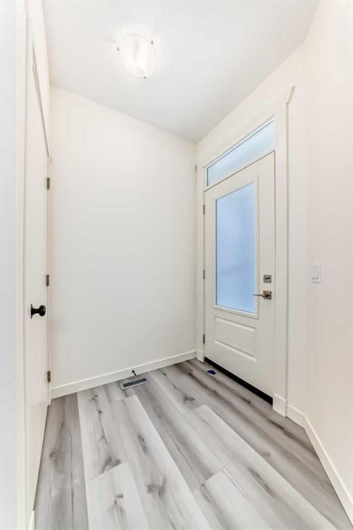 Picture for 2006 37 Street SE