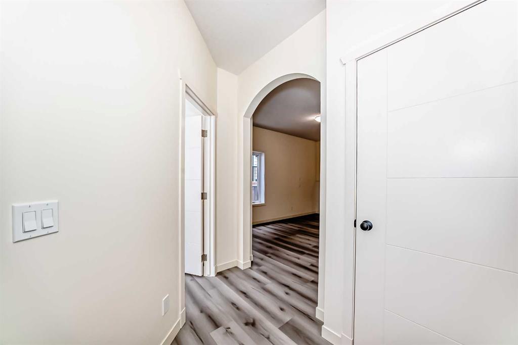 Picture for 2006 37 Street SE