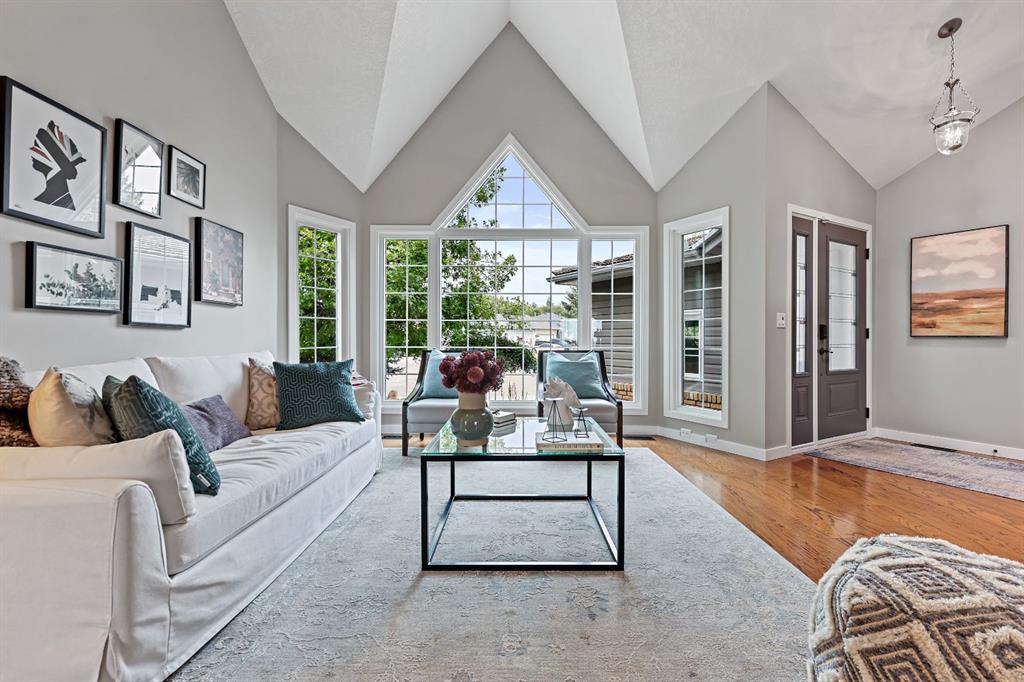 Picture for 33 Sunset Crescent 