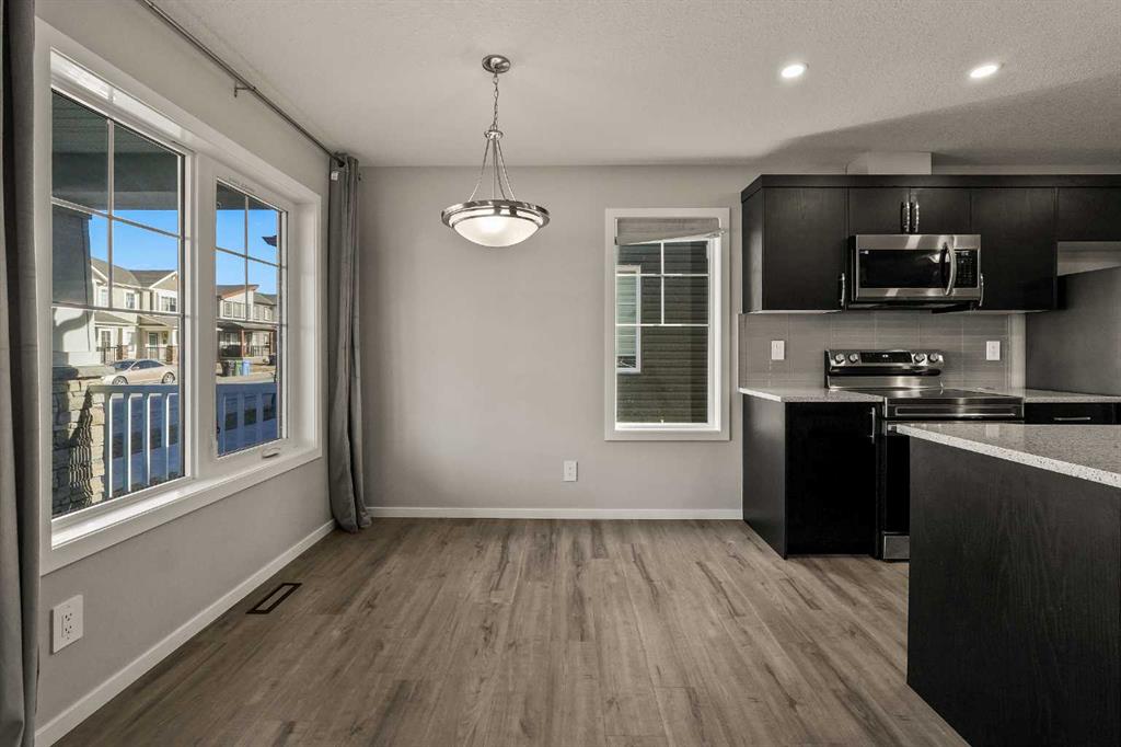 Picture for 1383 148 Avenue NW