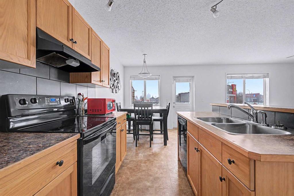 Picture for 102, 800 Yankee Valley Boulevard SE