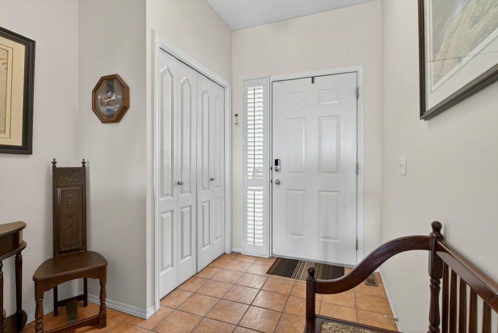 Picture for 92 Hamptons Link NW